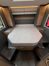 Charger l'image dans la galerie, DETHLEFFS JUST CAMP T 7052 DBL ACTIVE