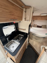 Charger l'image dans la galerie, Bavaria LC 650 CLASS