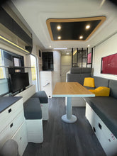 Charger l'image dans la galerie, Chausson 660 Exclusive Line Salon XXL
