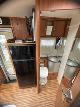 Charger l'image dans la galerie, ADRIA CORAL S 690 SC
