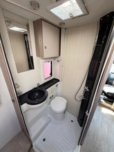 Charger l'image dans la galerie, Chausson 638 EB
