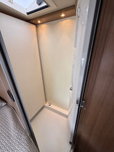 Charger l'image dans la galerie, HYMER T544 CL
